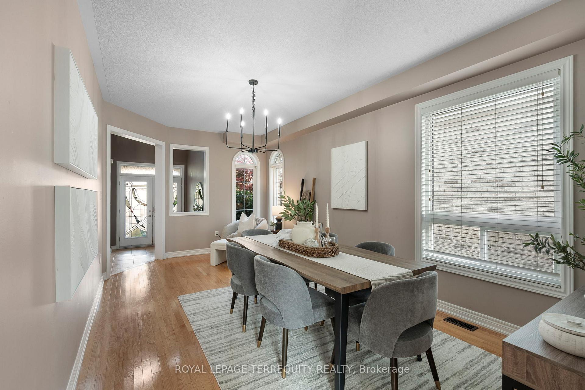 Photo 7 of 24 Alfred Shrubb Lane, Clarington, Bowmanville — HOMEH