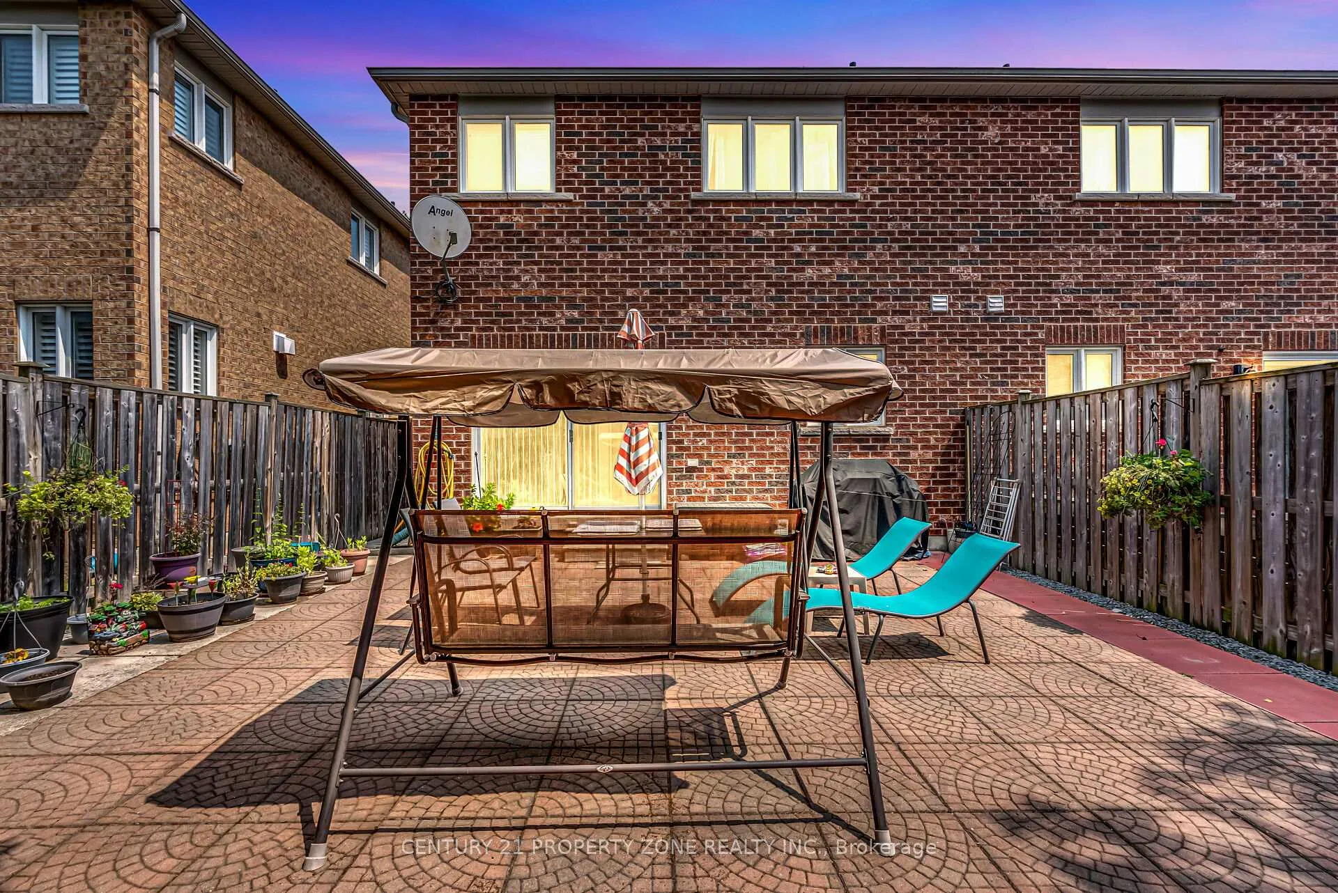 Photo 10 of 18 Gracewell Road, Markham, Greensborough — HOMEH