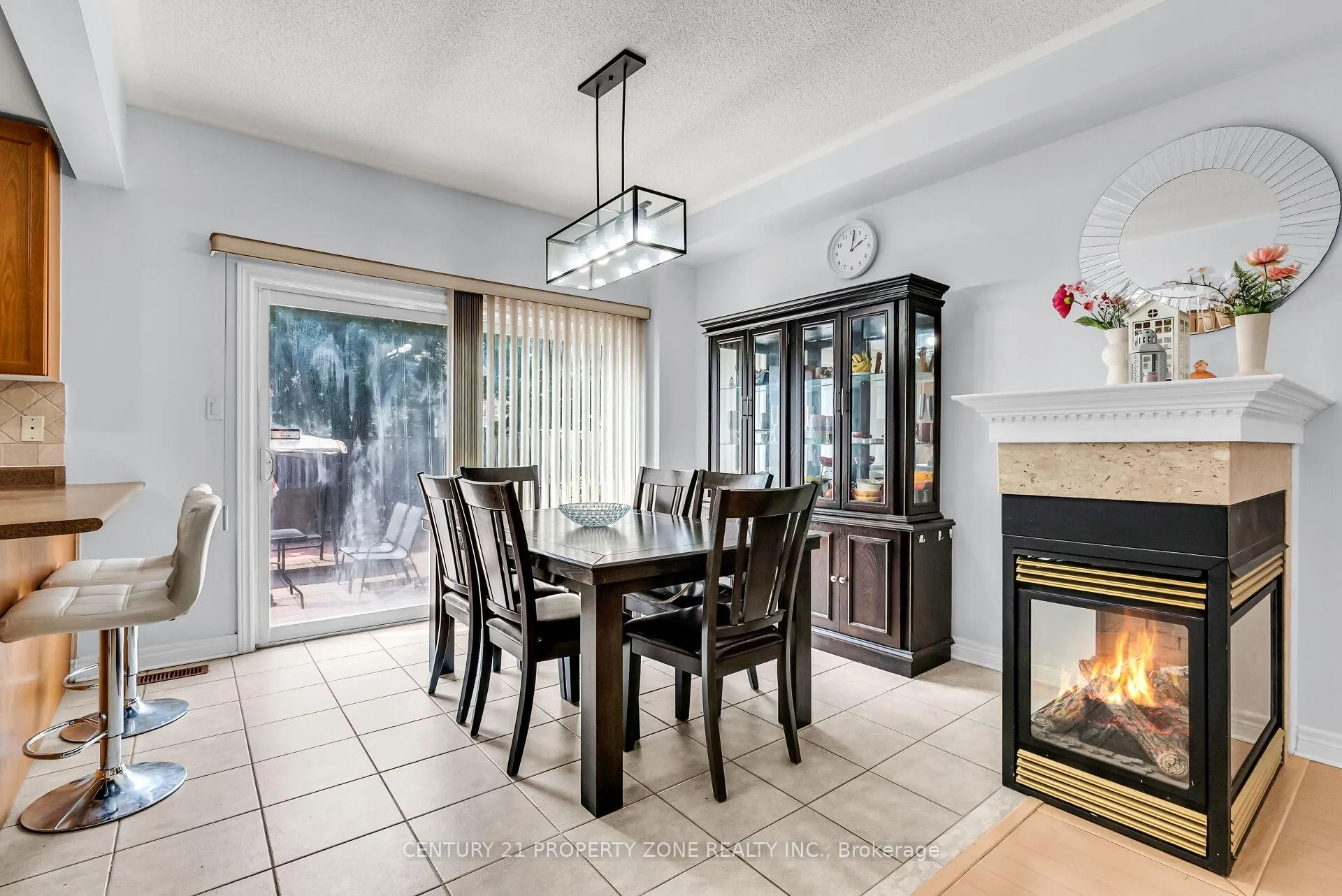 Photo 14 of 18 Gracewell Road, Markham, Greensborough — HOMEH