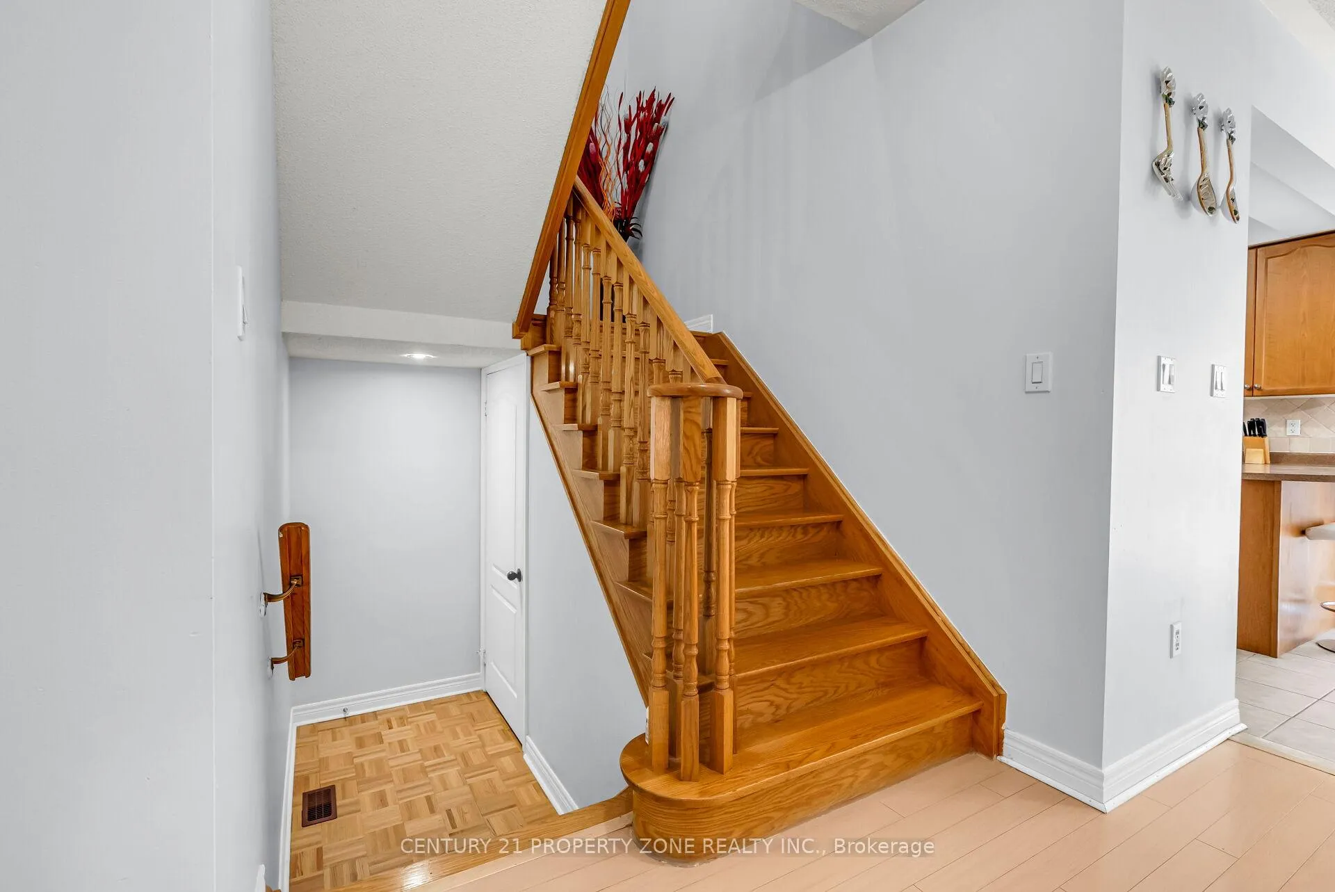 Photo 21 of 18 Gracewell Road, Markham, Greensborough — HOMEH