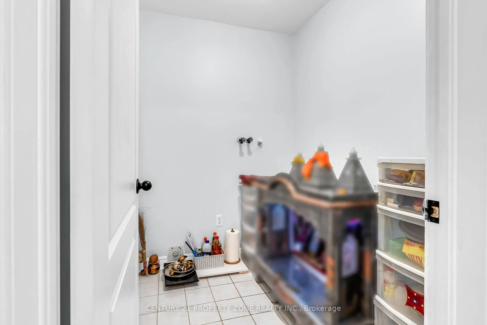 Photo 34 of 18 Gracewell Road, Markham, Greensborough — HOMEH
