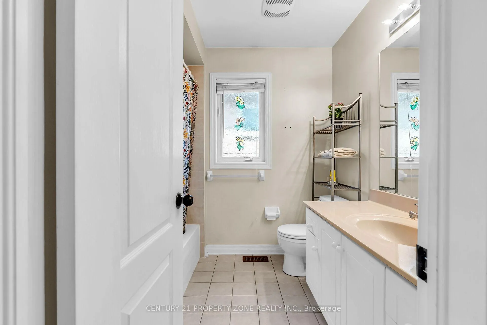 Photo 35 of 18 Gracewell Road, Markham, Greensborough — HOMEH