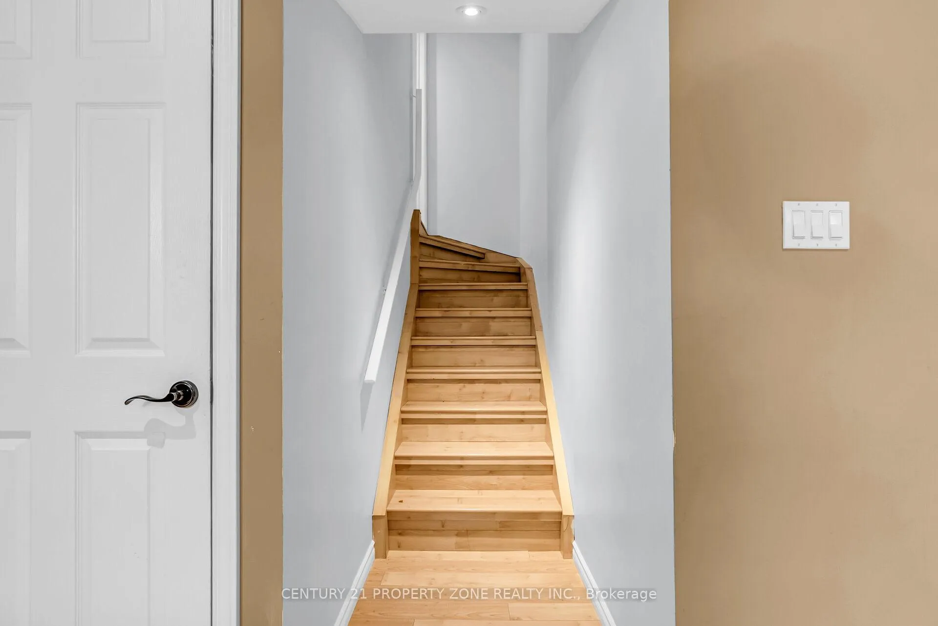 Photo 37 of 18 Gracewell Road, Markham, Greensborough — HOMEH