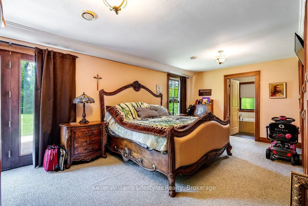 Photo 5 of 395 Kensington Boulevard, Tecumseh — HOMEH