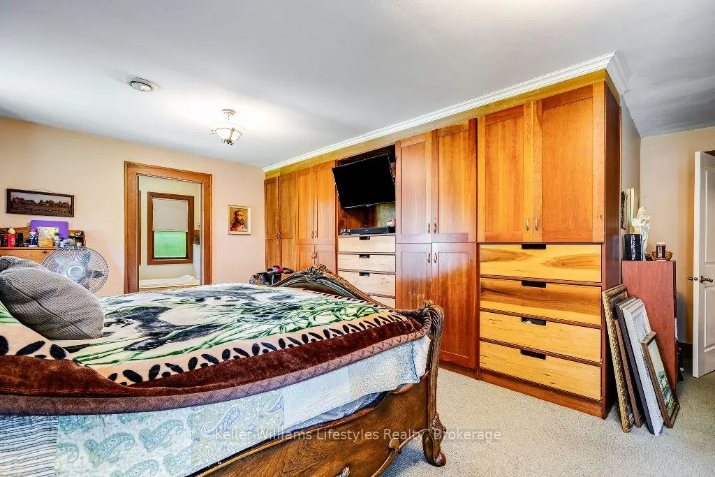 Photo 6 of 395 Kensington Boulevard, Tecumseh — HOMEH