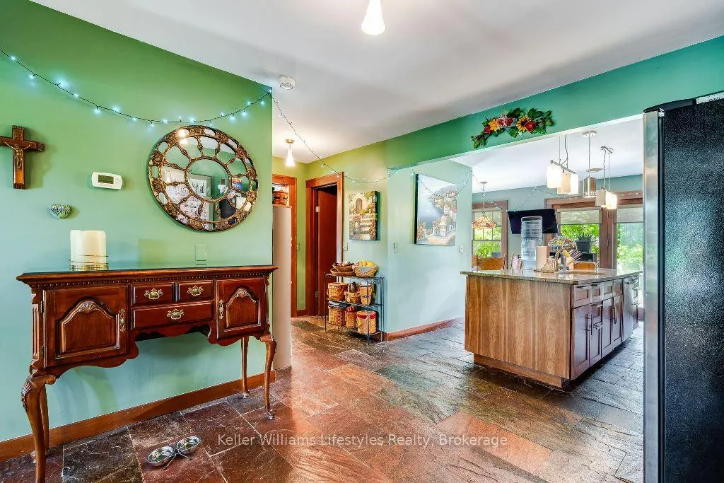 Photo 9 of 395 Kensington Boulevard, Tecumseh — HOMEH