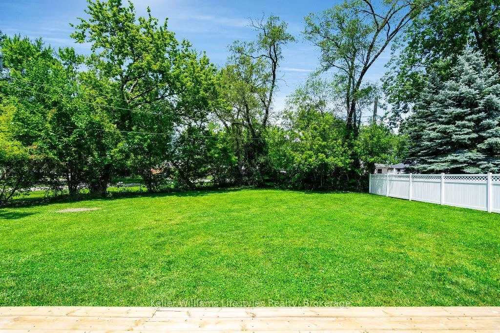 Photo 31 of 395 Kensington Boulevard, Tecumseh — HOMEH