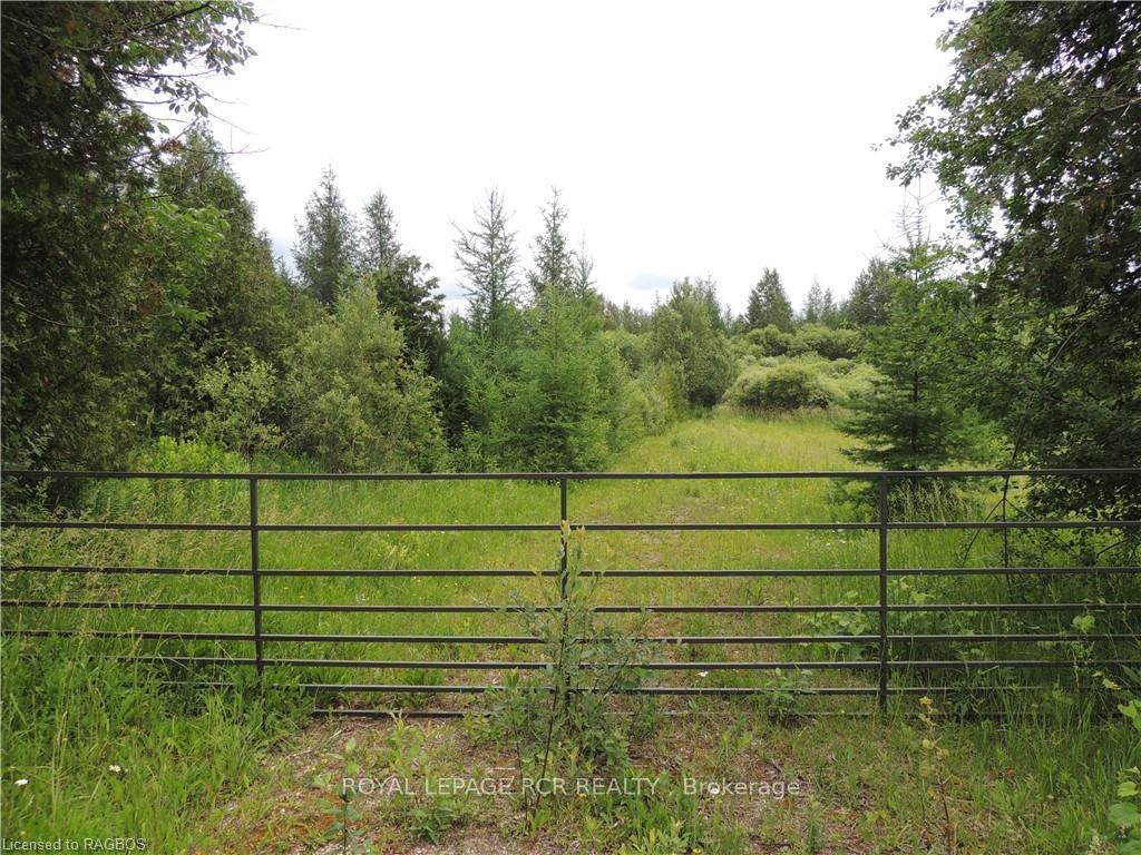 Photo 1 of 620420 Robson Road, Chatsworth — HOMEH