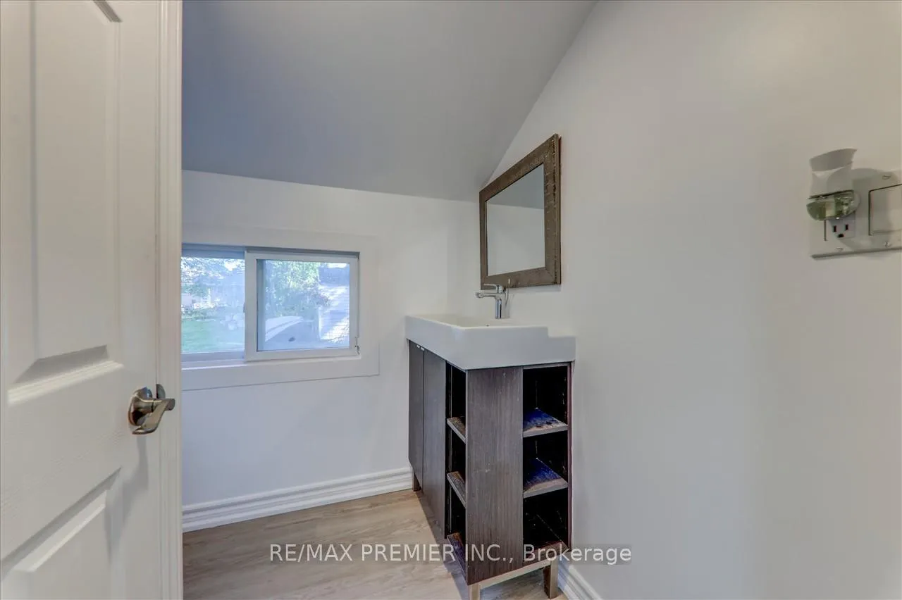 Photo 11 of 6036 King Road, King, Nobleton — HOMEH