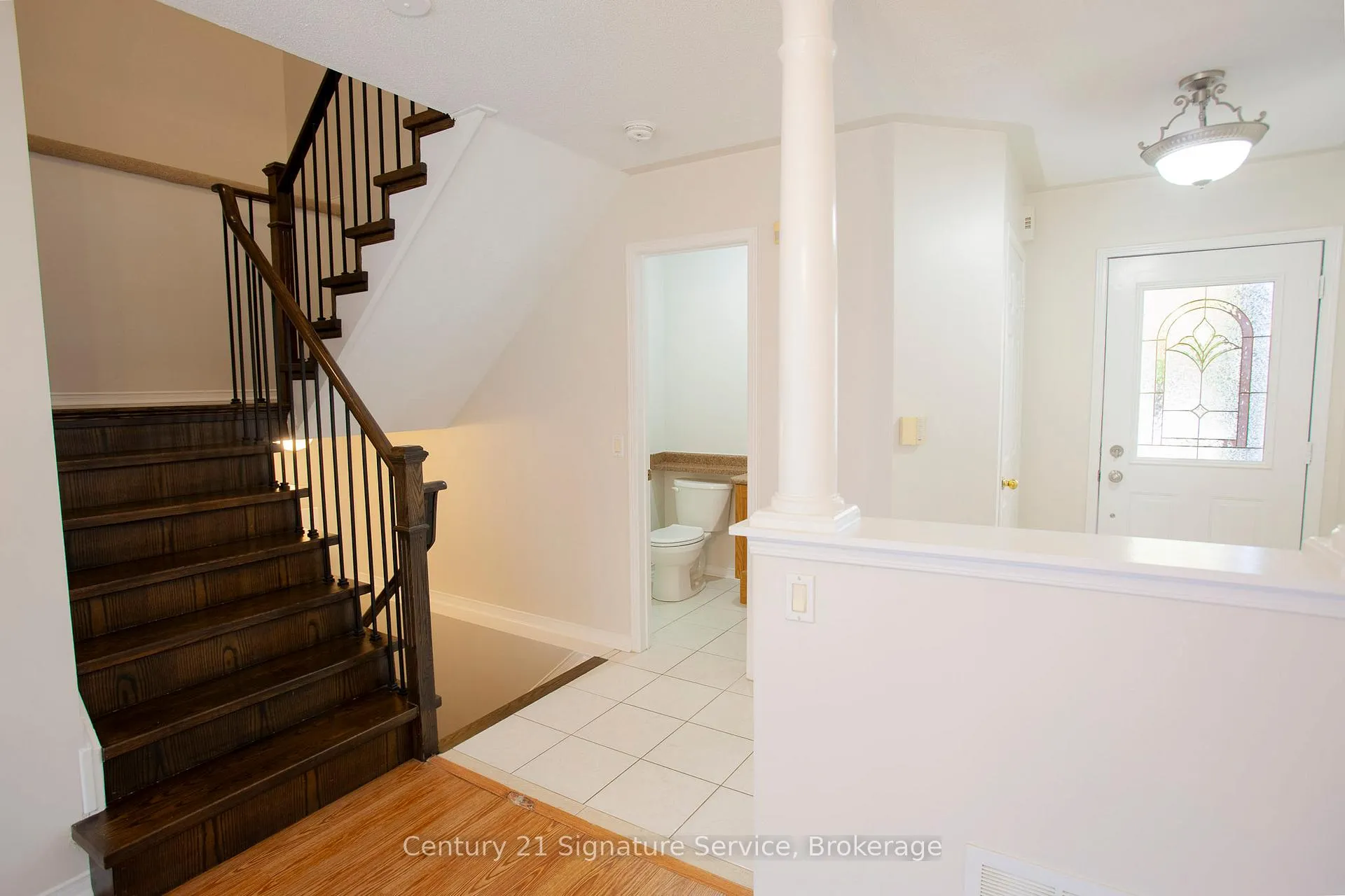 Photo 8 of 9 Queensland Crescent, Caledon, Bolton East — HOMEH