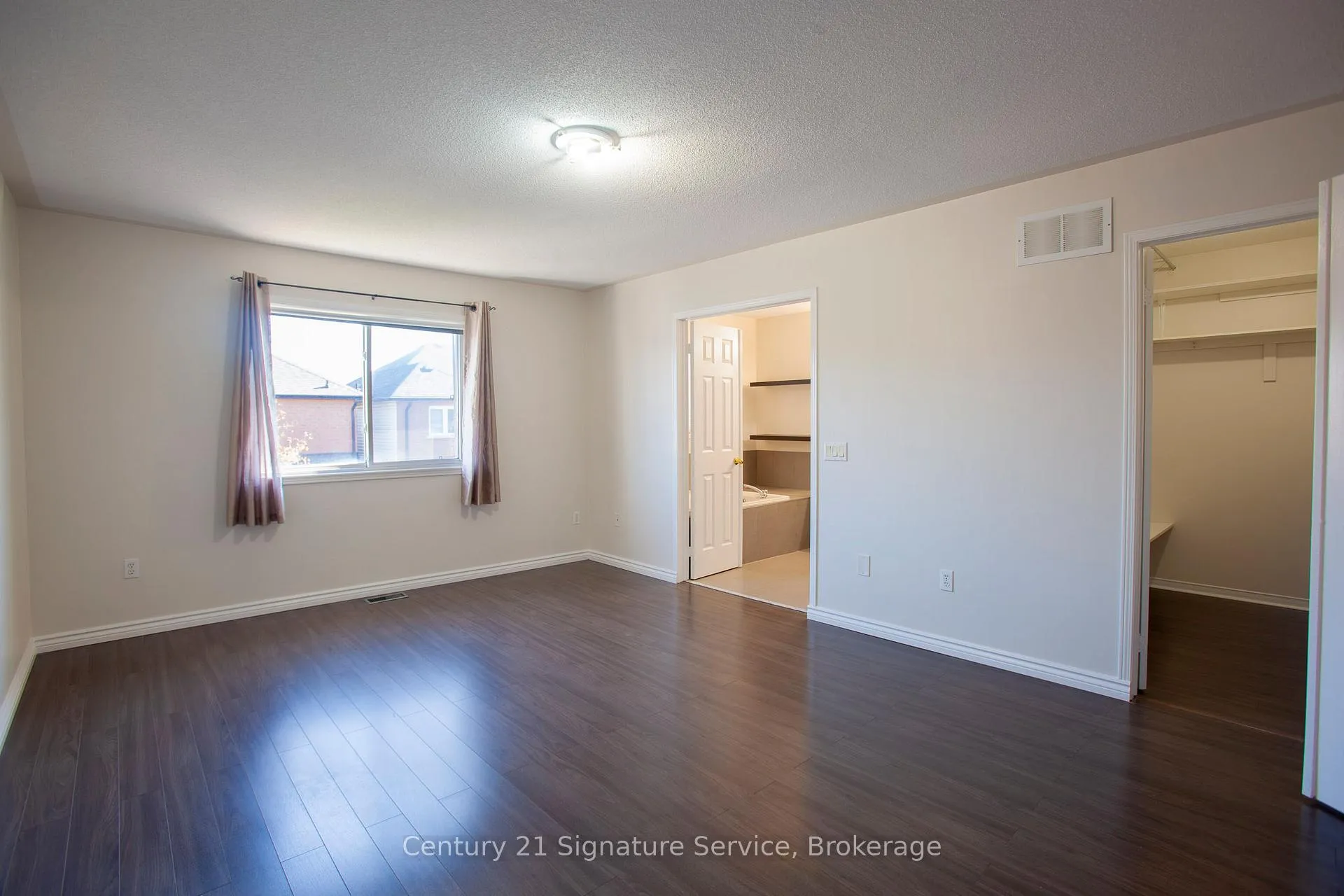 Photo 9 of 9 Queensland Crescent, Caledon, Bolton East — HOMEH