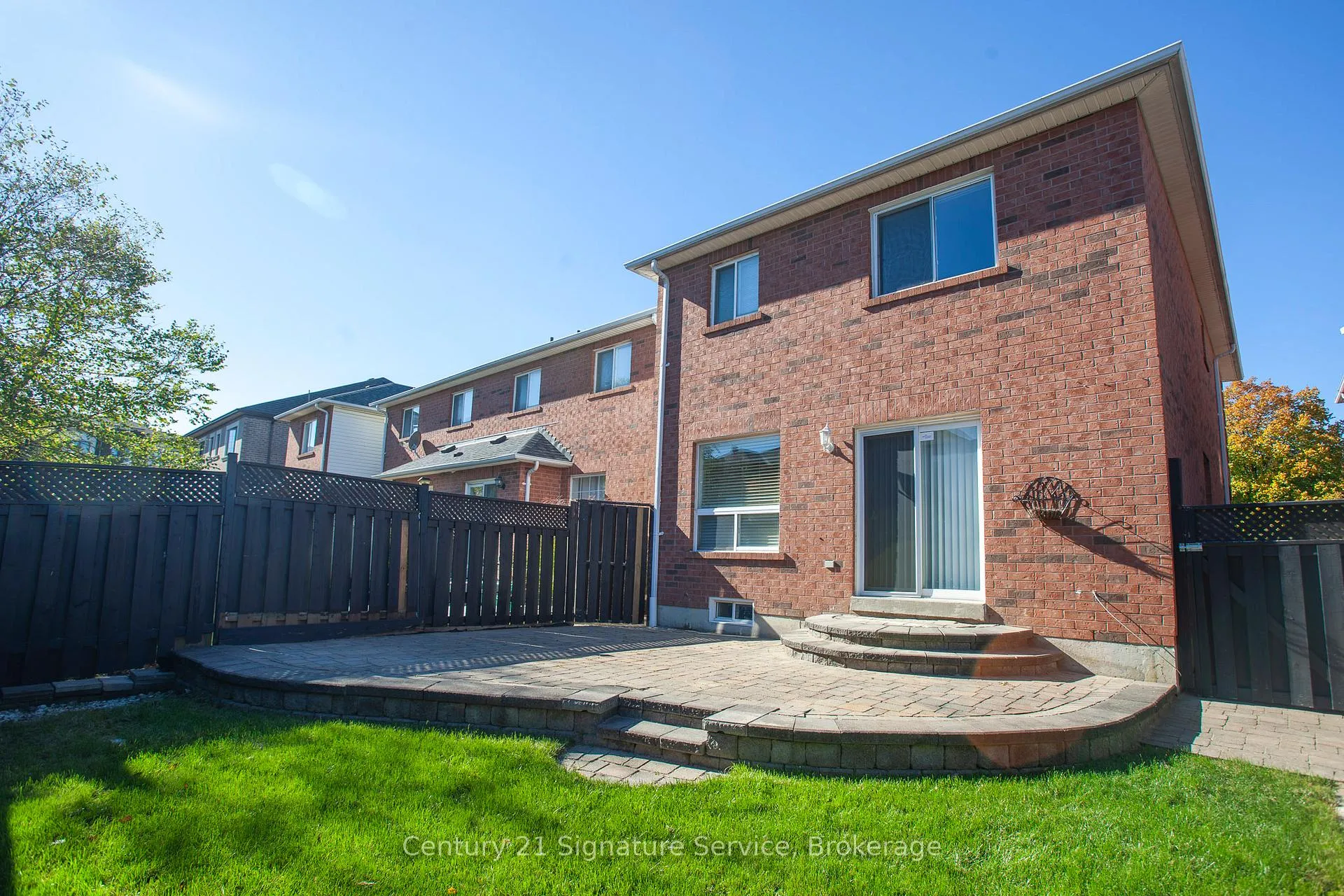 Photo 16 of 9 Queensland Crescent, Caledon, Bolton East — HOMEH