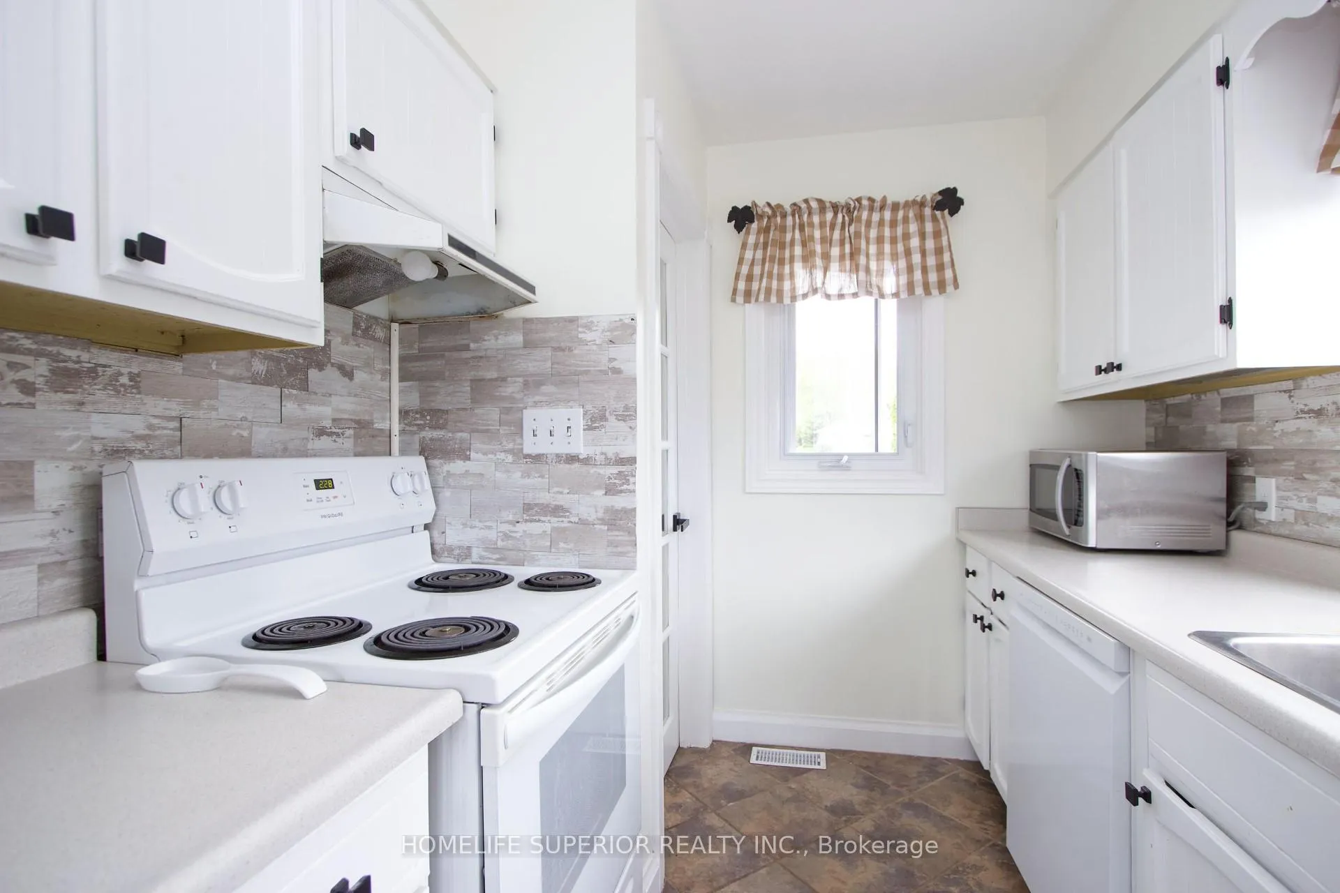 Photo 3 of 4795 Trulls Road, Clarington, Rural Clarington — HOMEH