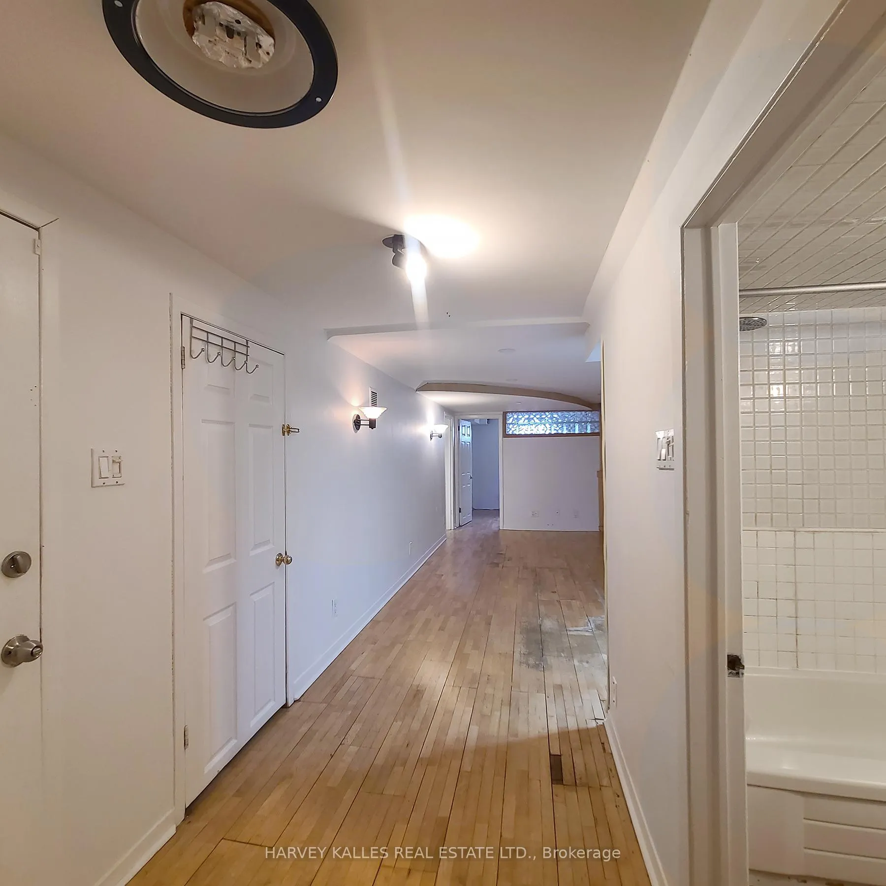 Photo 2 of Unit Lower, 98 Lowther Avenue, Toronto, The Annex — HOMEH