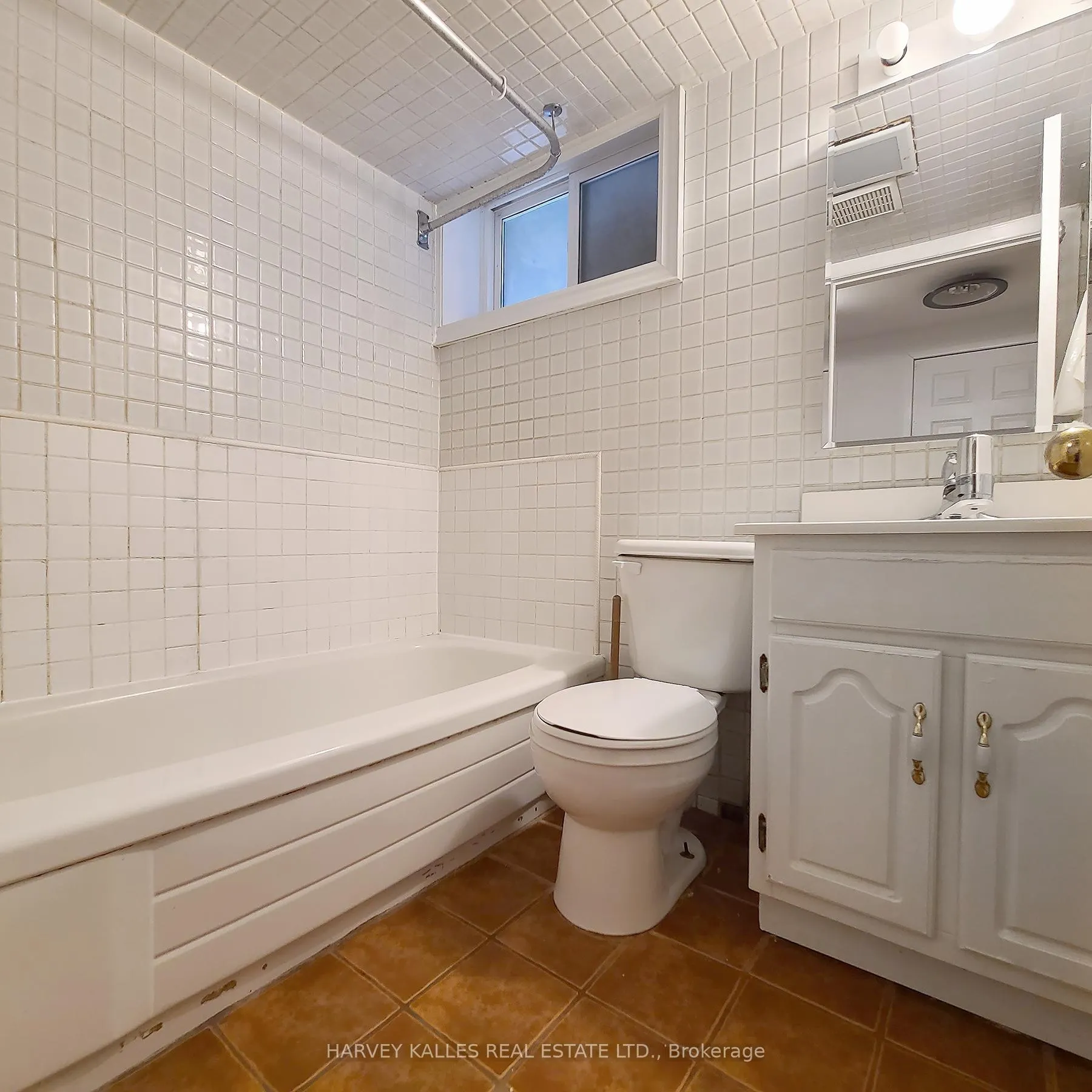 Photo 16 of Unit Lower, 98 Lowther Avenue, Toronto, The Annex — HOMEH