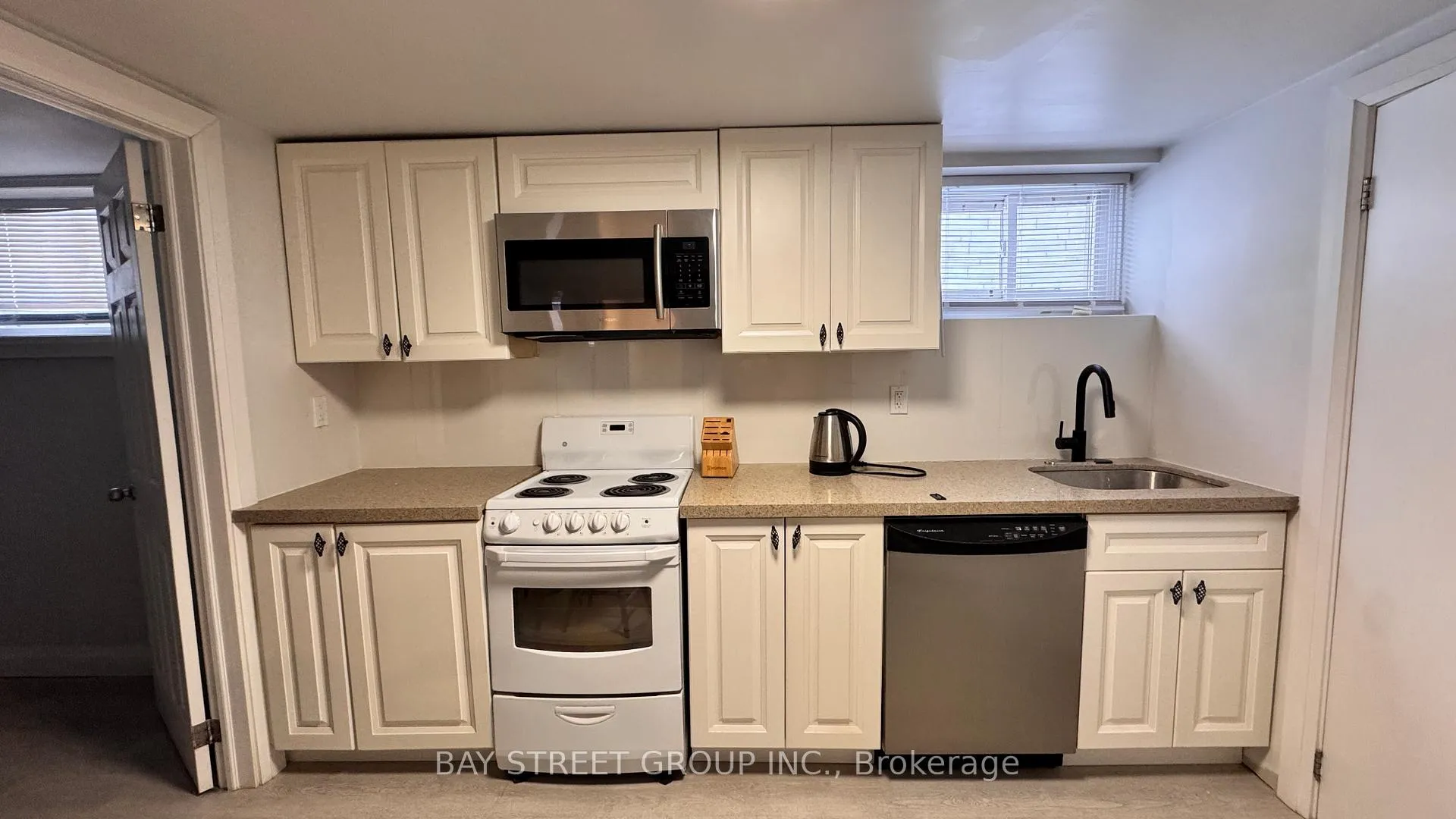 Photo 3 of Unit B1, 5513 Spring Street, Niagara Falls, Hospital — HOMEH