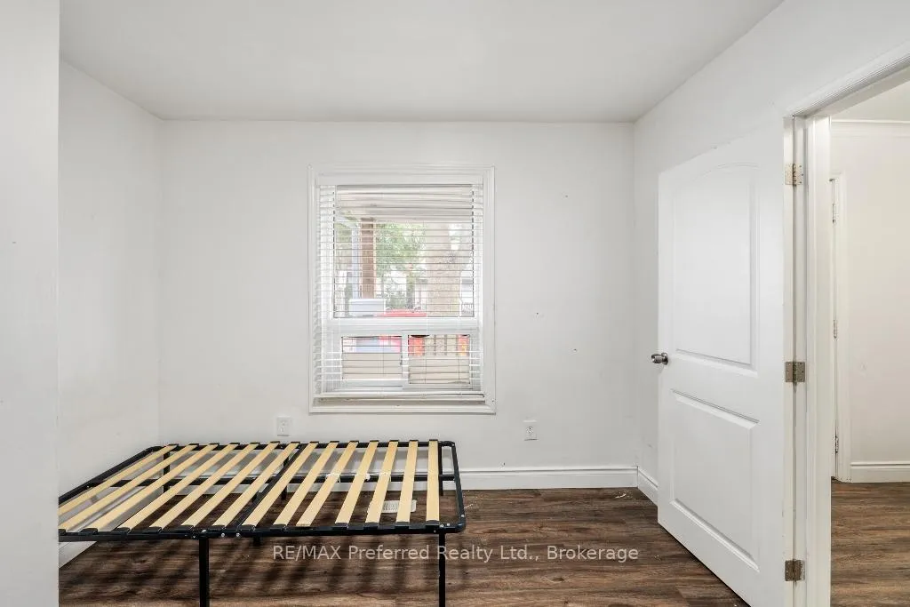 Photo 15 of 375 Bridge Avenue, Windsor — HOMEH
