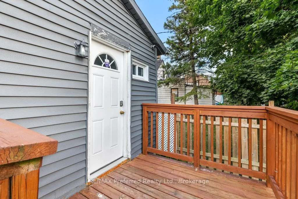 Photo 40 of 375 Bridge Avenue, Windsor — HOMEH