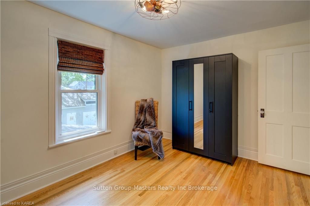 Photo 18 of 261 Arthur Street, Gananoque — HOMEH