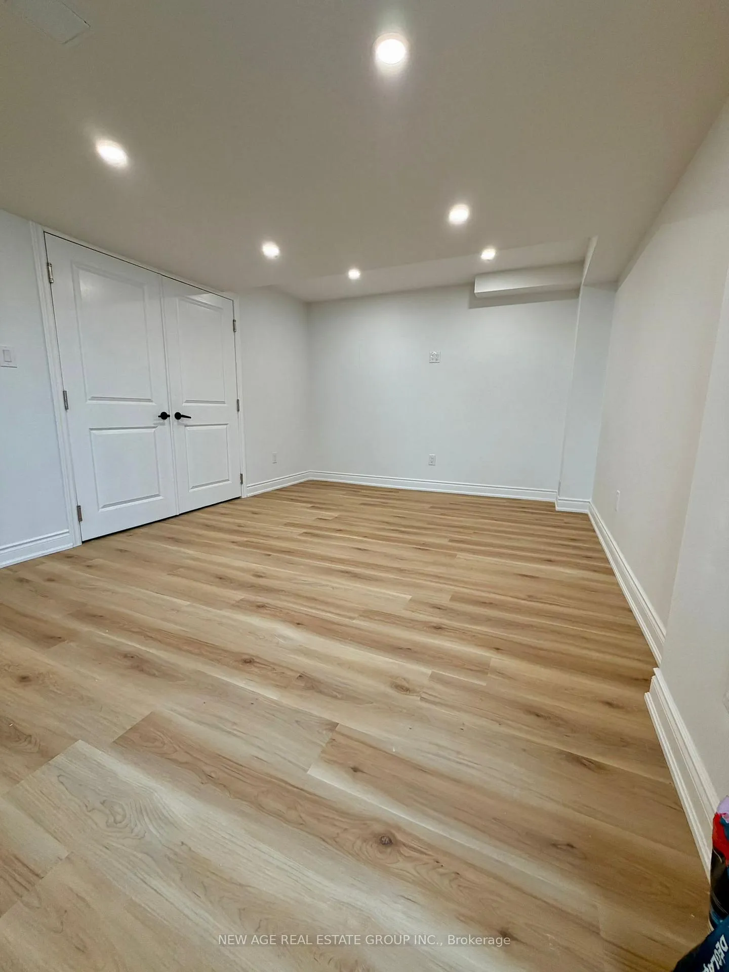 Photo 10 of 47 Mountain Heights Pl, Hamilton, Waterdown — HOMEH