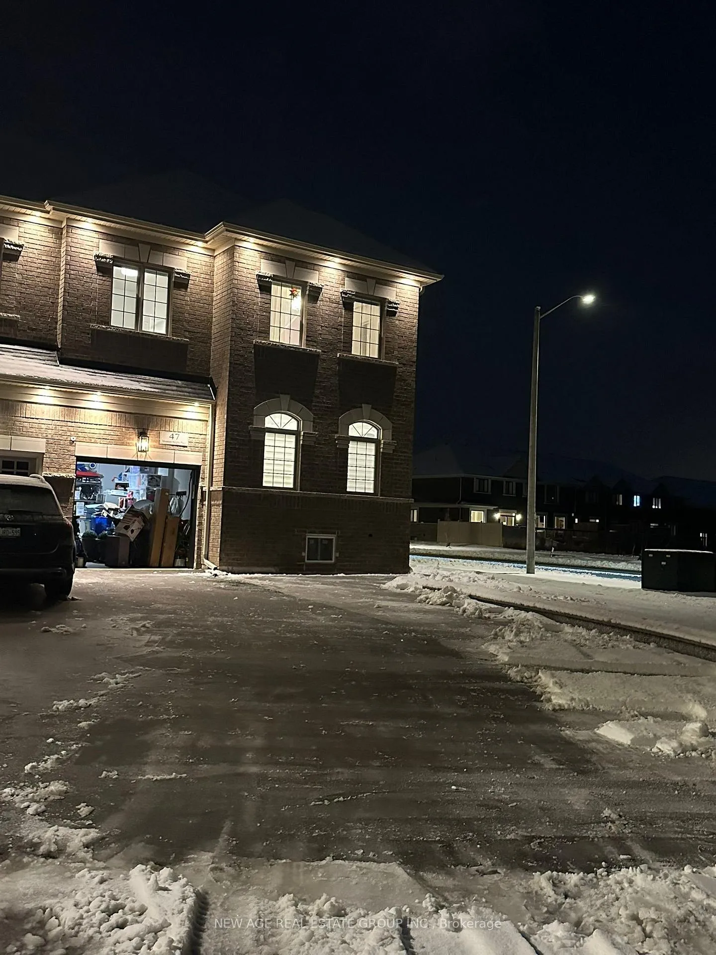 Photo 23 of 47 Mountain Heights Pl, Hamilton, Waterdown — HOMEH