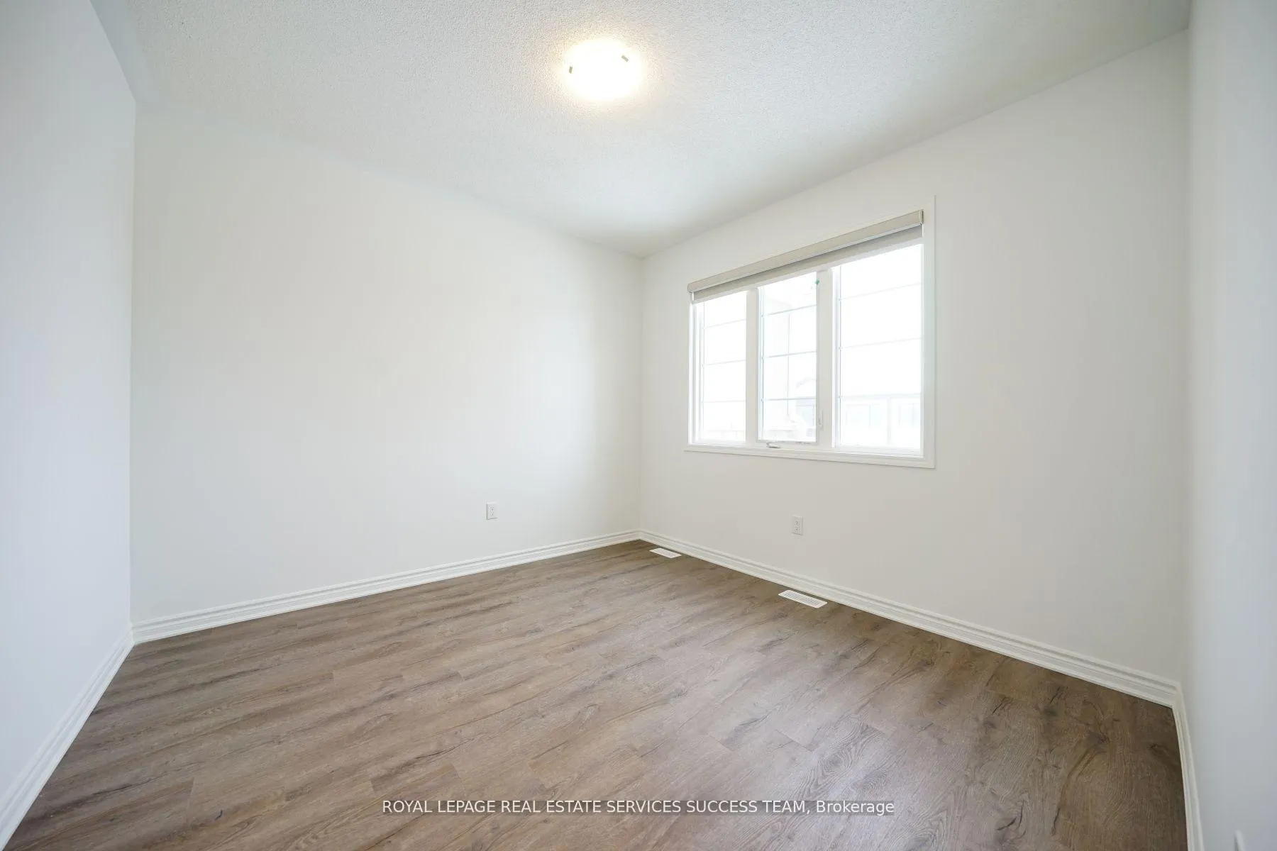 Photo 15 of 1327 Copley Court, Milton, Bowes — HOMEH