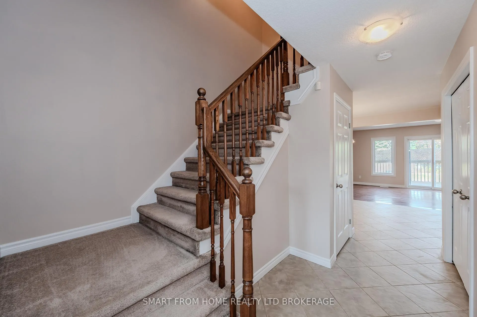 Photo 10 of 57 Iron Gate Street, Kitchener — HOMEH