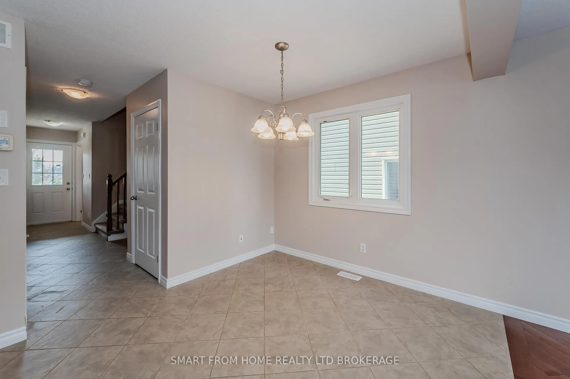 Photo 15 of 57 Iron Gate Street, Kitchener — HOMEH
