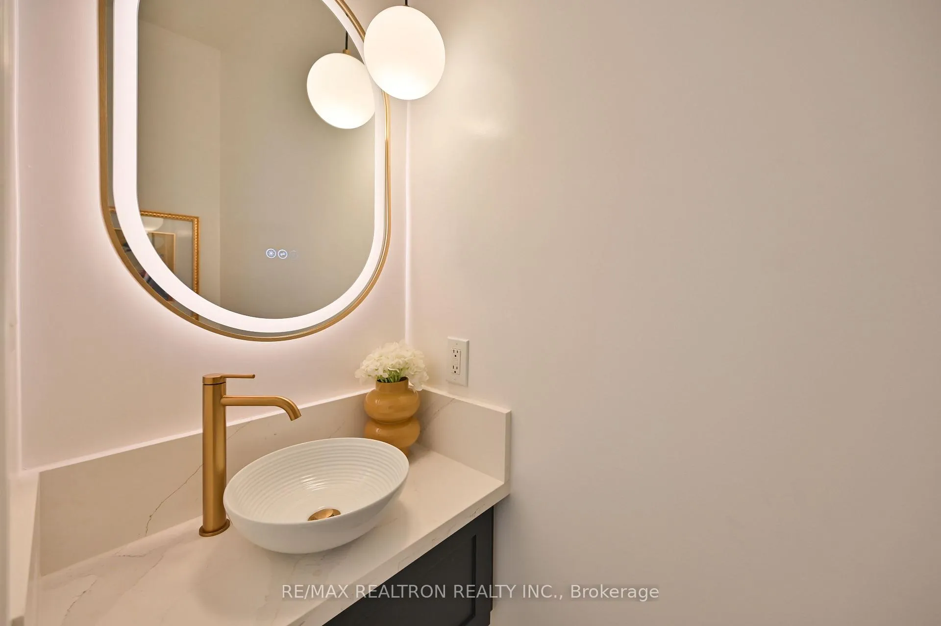 Photo 20 of 6 Renberg Drive, Markham, Cachet — HOMEH