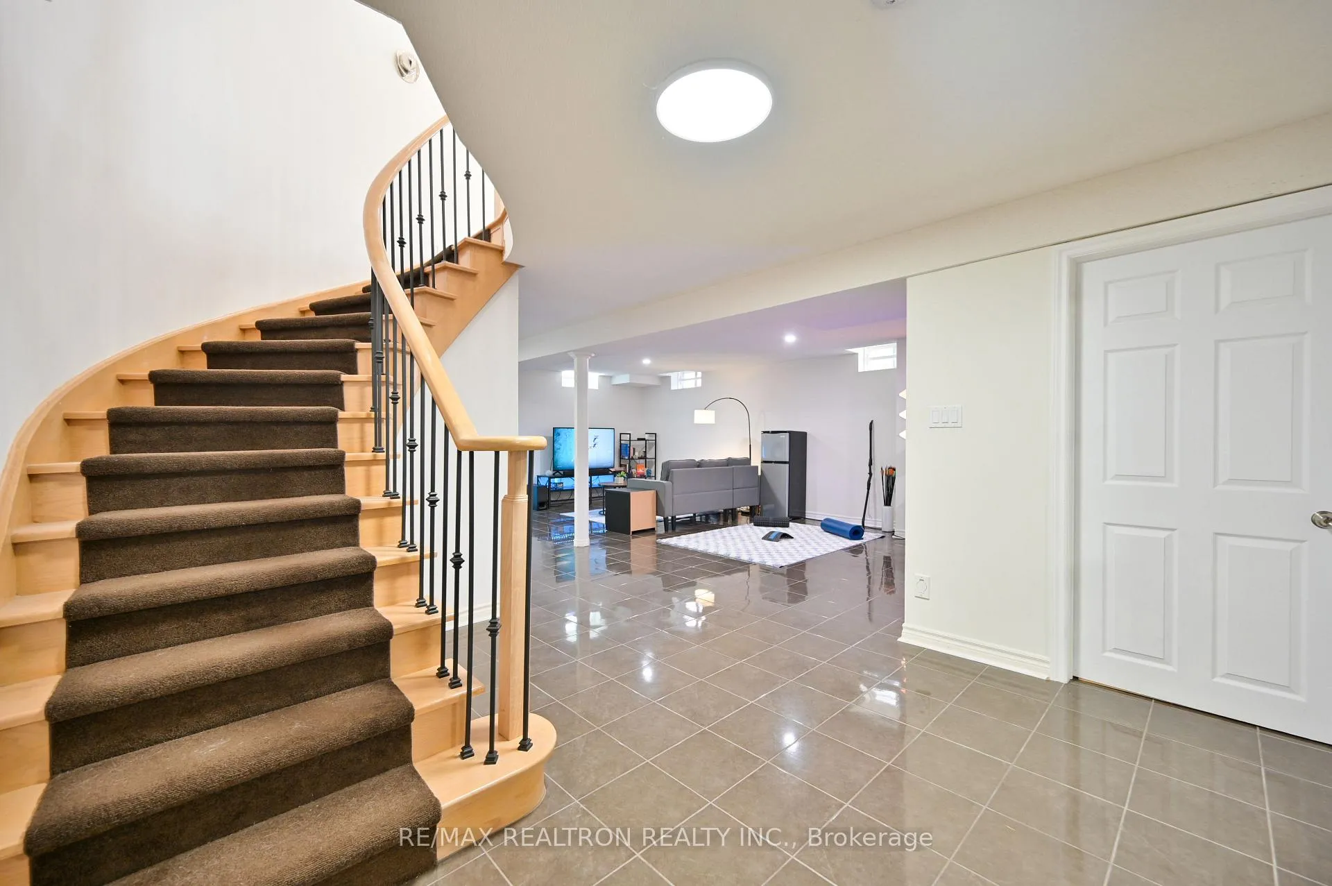 Photo 40 of 6 Renberg Drive, Markham, Cachet — HOMEH
