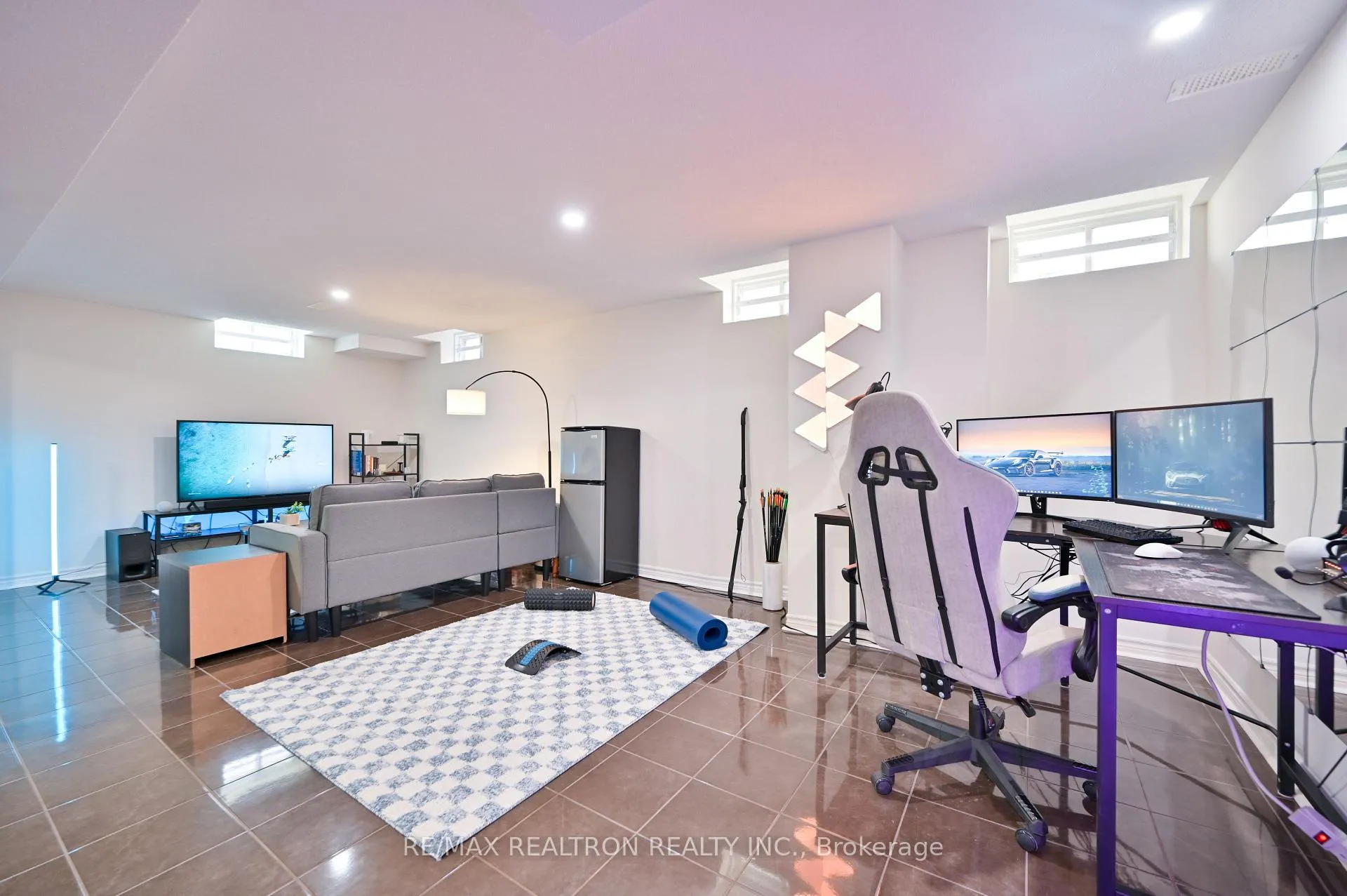 Photo 41 of 6 Renberg Drive, Markham, Cachet — HOMEH