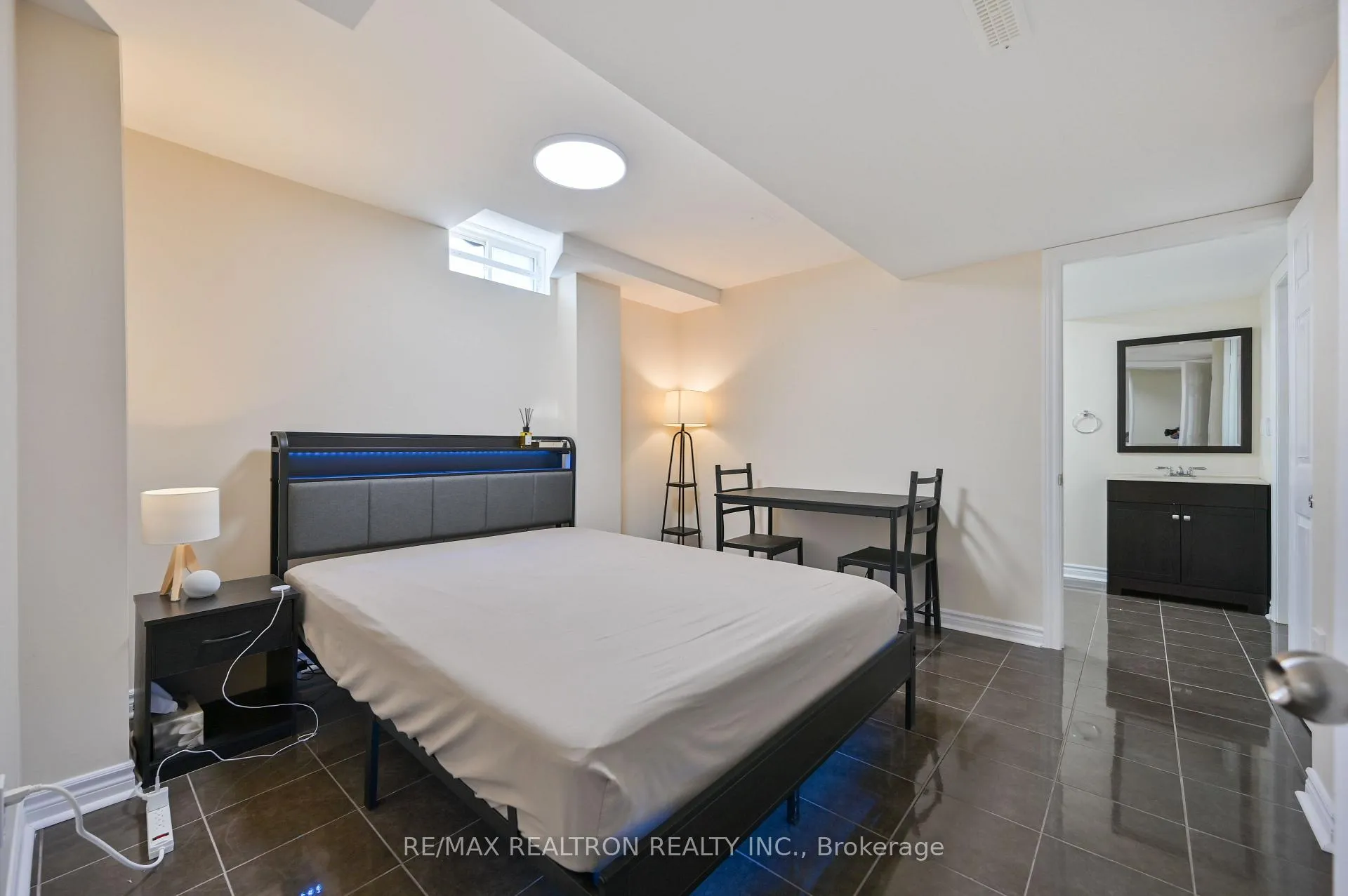 Photo 45 of 6 Renberg Drive, Markham, Cachet — HOMEH