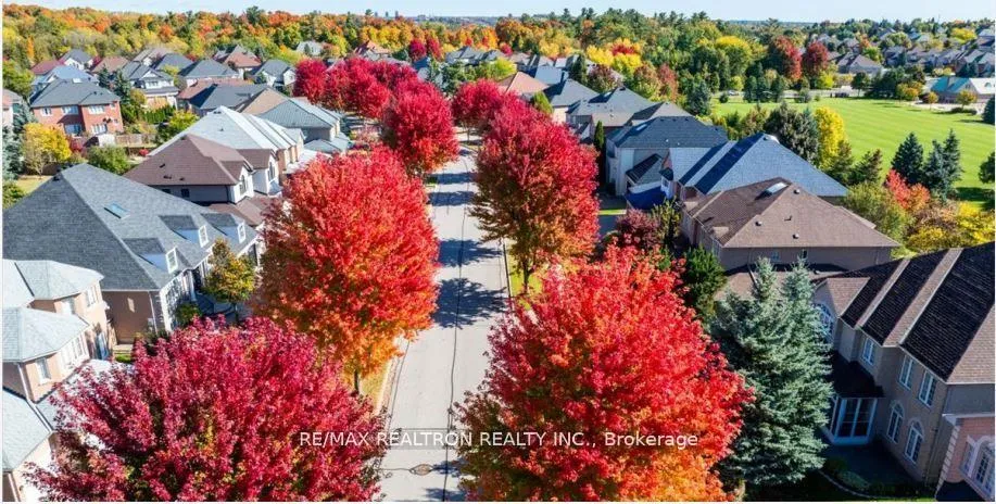Photo 50 of 6 Renberg Drive, Markham, Cachet — HOMEH