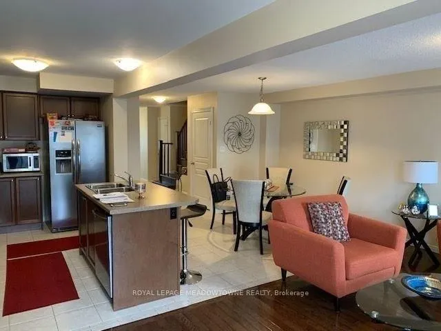 Photo 4 of 178 Penny Lane, Hamilton, Stoney Creek — HOMEH