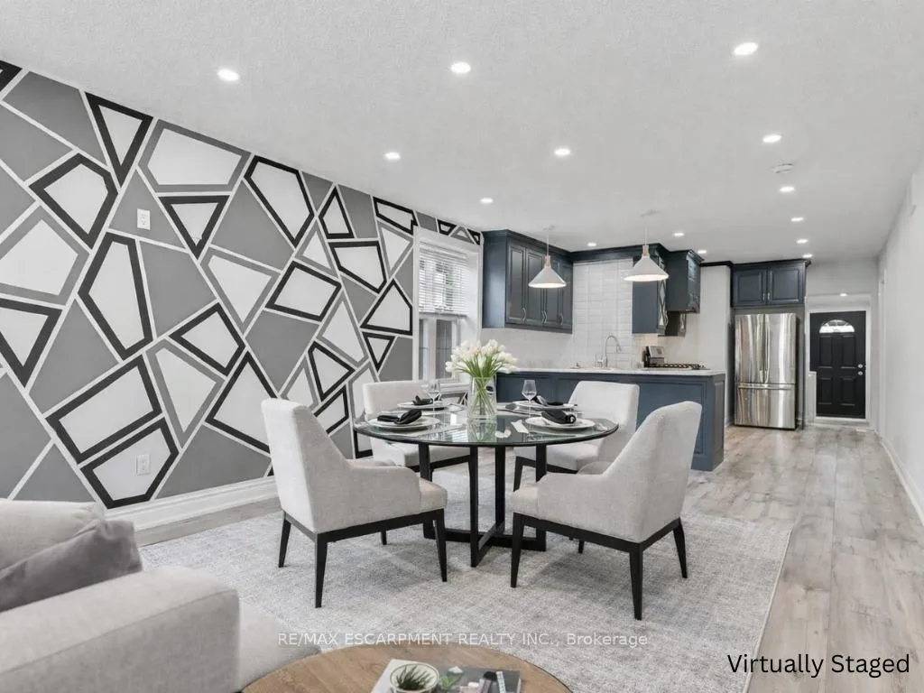 Photo 3 of Unit Upper, 54 Craigmiller Avenue, Hamilton, Crown Point — HOMEH