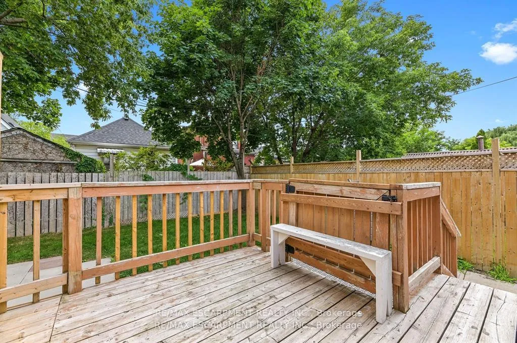 Photo 23 of Unit Upper, 54 Craigmiller Avenue, Hamilton, Crown Point — HOMEH