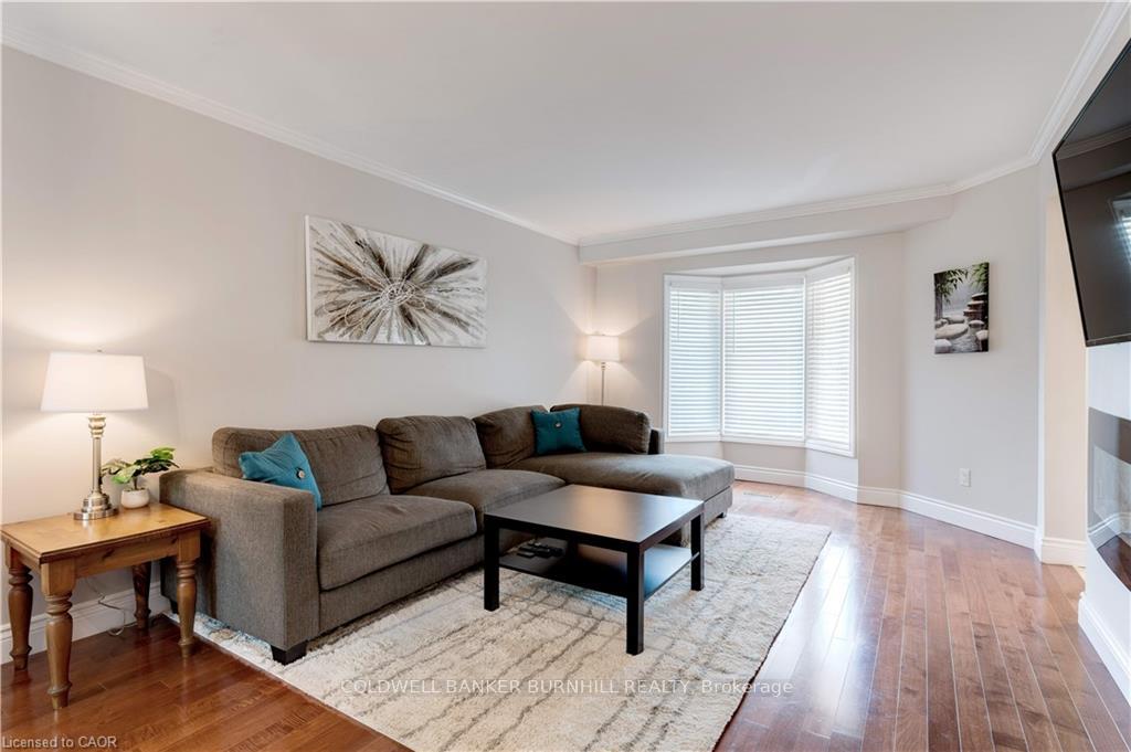 Photo 7 of 2181 Cleaver Avenue, Burlington, Headon — HOMEH