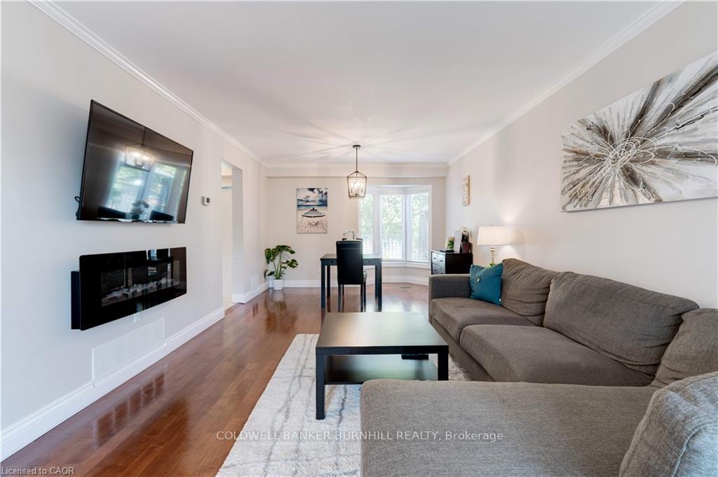 Photo 9 of 2181 Cleaver Avenue, Burlington, Headon — HOMEH