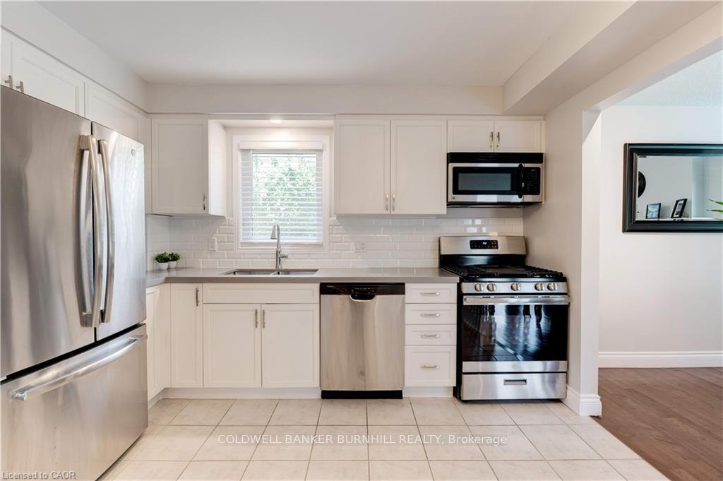 Photo 12 of 2181 Cleaver Avenue, Burlington, Headon — HOMEH