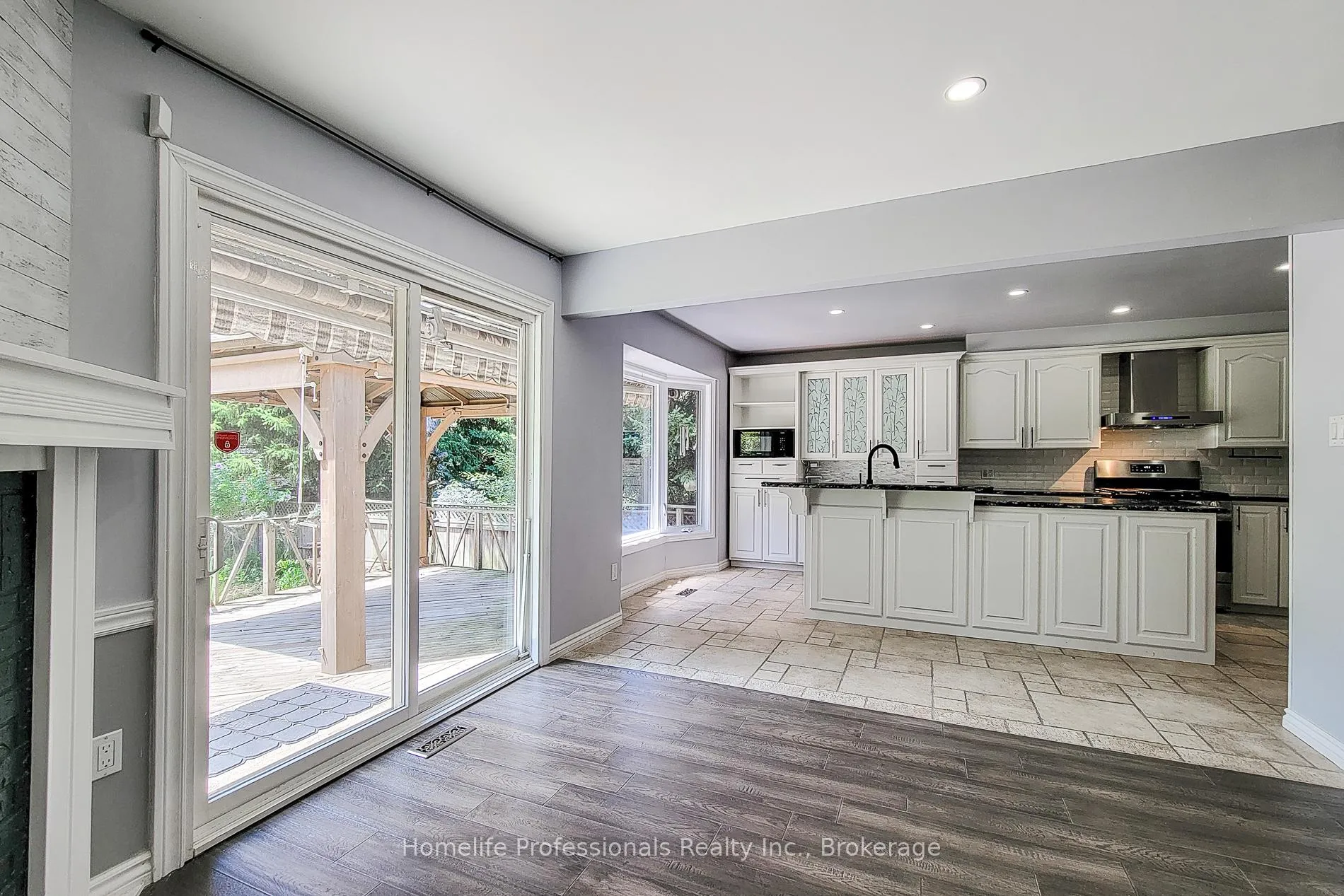 Photo 22 of 10 Onondaga Drive, Hamilton, Ancaster — HOMEH