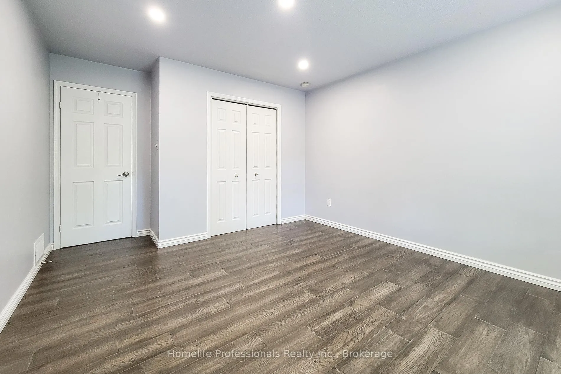 Photo 31 of 10 Onondaga Drive, Hamilton, Ancaster — HOMEH