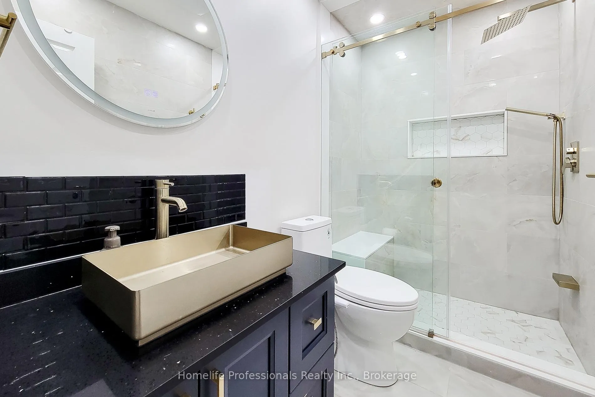 Photo 33 of 10 Onondaga Drive, Hamilton, Ancaster — HOMEH