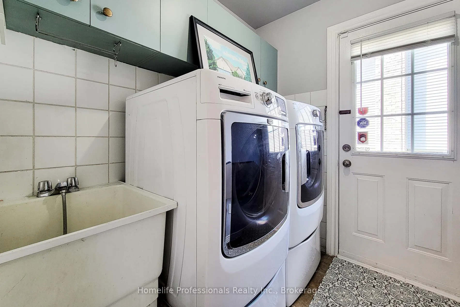 Photo 35 of 10 Onondaga Drive, Hamilton, Ancaster — HOMEH