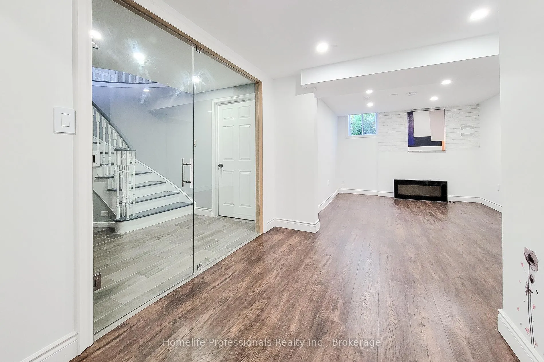 Photo 38 of 10 Onondaga Drive, Hamilton, Ancaster — HOMEH