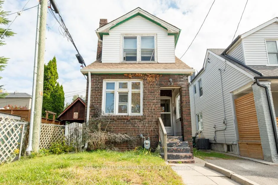 Photo 1 of Unit Upper, 29 Hillingdon Avenue, Toronto, Woodbine Corridor — HOMEH