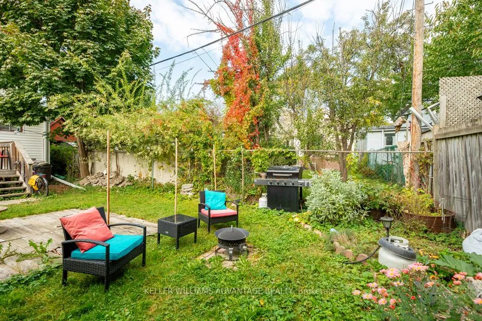 Photo 13 of Unit Upper, 29 Hillingdon Avenue, Toronto, Woodbine Corridor — HOMEH