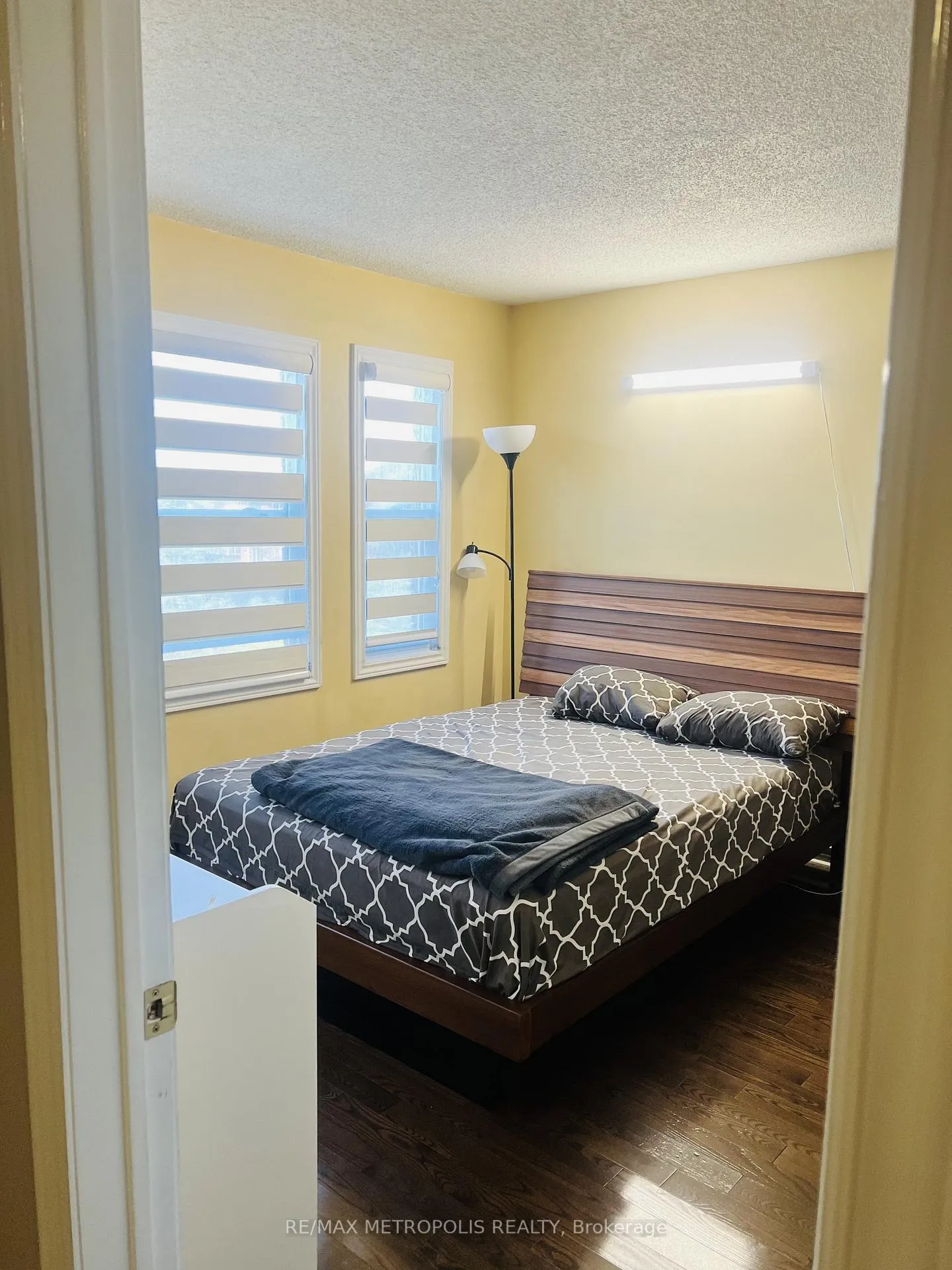 Photo 17 of 2 Sable Crescent, Whitby, Rolling Acres — HOMEH