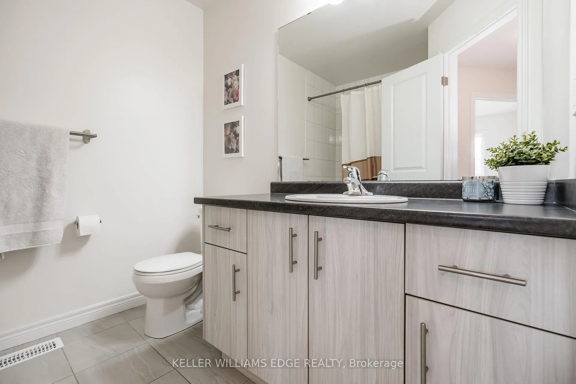 Photo 17 of 34 Marr Lane, Hamilton, Meadowlands — HOMEH