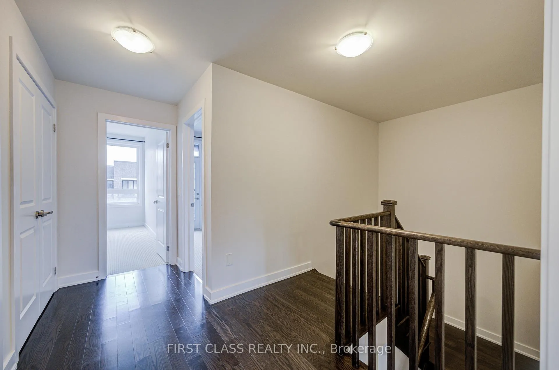 Photo 12 of 52 Helliwell Crescent, Richmond Hill, Rural Richmond Hill — HOMEH