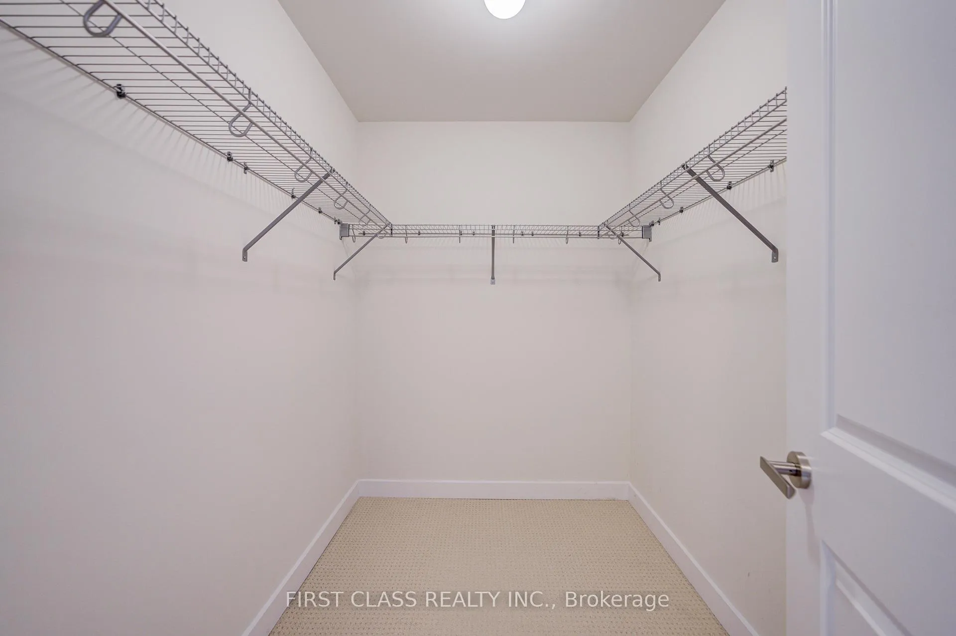 Photo 21 of 52 Helliwell Crescent, Richmond Hill, Rural Richmond Hill — HOMEH